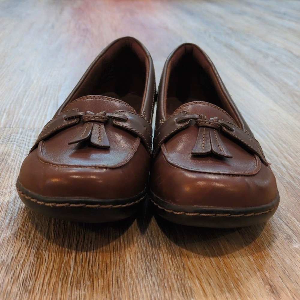 🥿Clarks Brown Loafers Women's size 8  😍VERY GOOD CONDITION!!!😍 - Picture 2 of 10